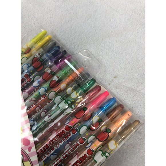 Rare SANRIO Hello Kitty 16 PieceTwist-up Crayons Set from Japan Japanese - Picture 3 of 7